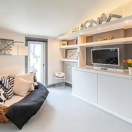 Apartment Attichino Loft In Near Station *